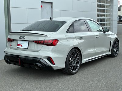 2025 AUDI RS3 SEDAN — фото 2
