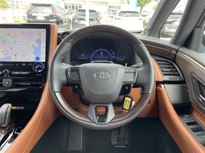 TOYOTA VELLFIRE - 8