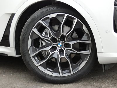 BMW X7 - 8