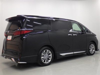 TOYOTA ALPHARD - 4