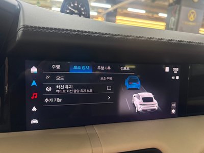 2025 Porsche TAYCAN 缩略图 14