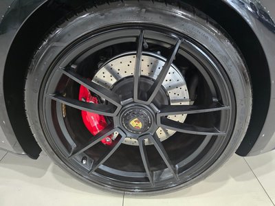 PORSCHE 911 - 6