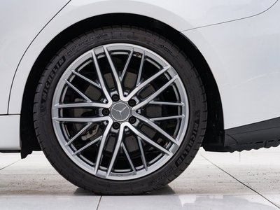 MERCEDES-BENZ C-CLASS AMG - 9