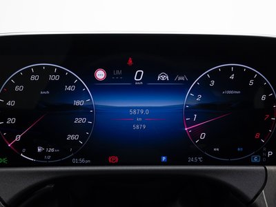 MERCEDES-BENZ E-CLASS - 8