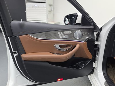 2018 Mercedes-BENZ E-CLASS 缩略图 14