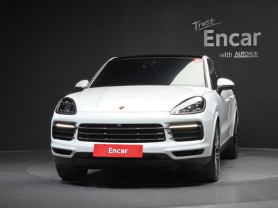 2021 Porsche CAYENNE 照片 2