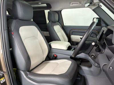 2024 LAND Rover DEFENDER — миниатюра 12