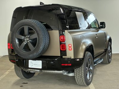 LAND ROVER DEFENDER - 5