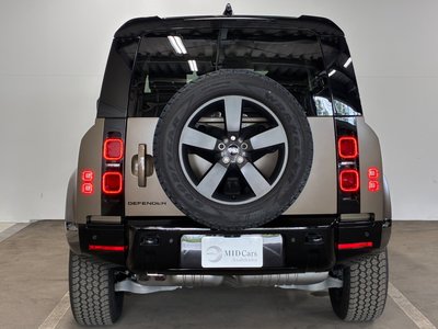 LAND ROVER DEFENDER - 6