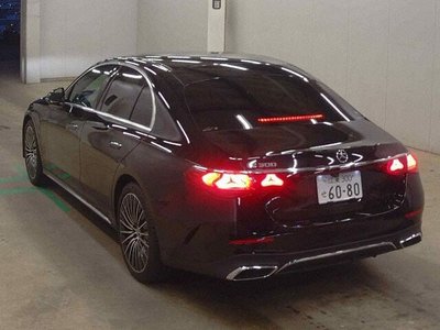 2025 Mercedes-BENZ E-CLASS 照片 1