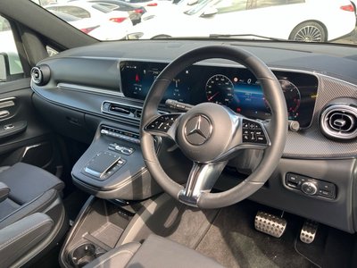MERCEDES-BENZ V-CLASS - 8
