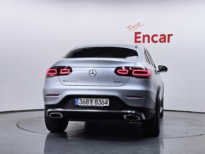 MERCEDES-BENZ GLC - 3