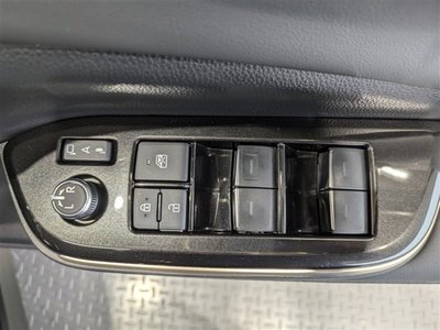 TOYOTA CROWN SPORT - 10