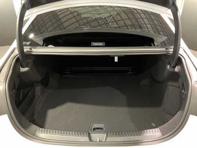 صورة مصغرة 57 لـ 2025 Mercedes-BENZ E-CLASS