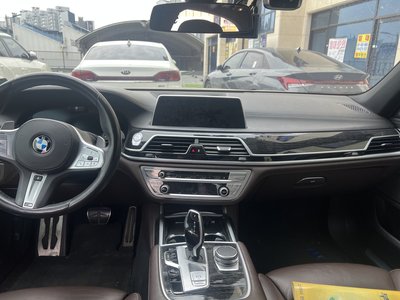 BMW 7 SERIES - 3