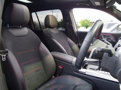2023 Mercedes-BENZ GLB thumbnail 31