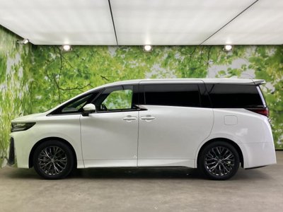 TOYOTA VELLFIRE - 2