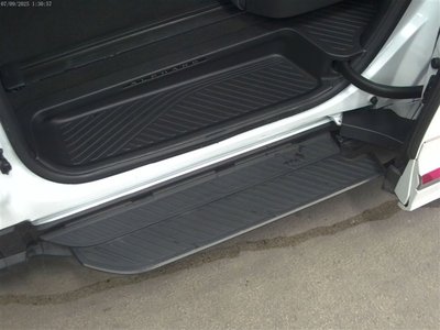 صورة 8 لـ 2023 Toyota ALPHARD