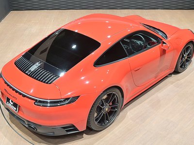 صورة 9 لـ 2023 Porsche 911