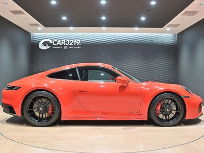 صورة 10 لـ 2023 Porsche 911