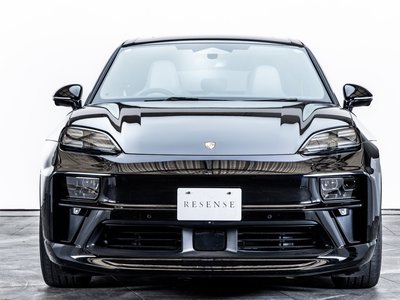 PORSCHE MACAN - 9