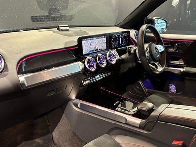 2023 Mercedes-BENZ GLB thumbnail 24