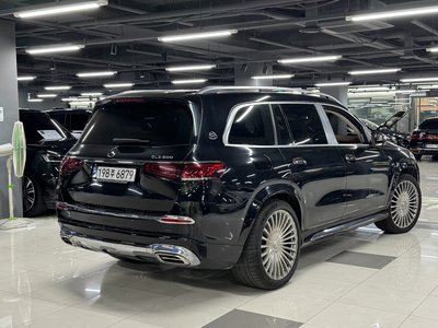 MERCEDES-BENZ GLS - 2