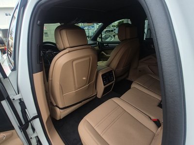 PORSCHE CAYENNE - 9