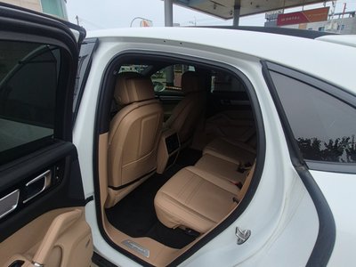 PORSCHE CAYENNE - 10