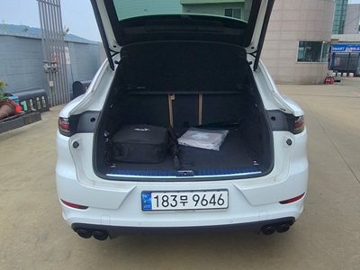 PORSCHE CAYENNE - 7
