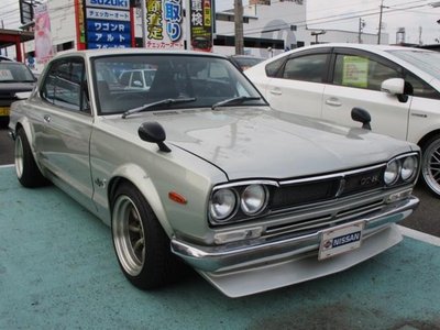 NISSAN SKYLINE