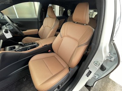 2023 Toyota CROWN SPORT thumbnail 16