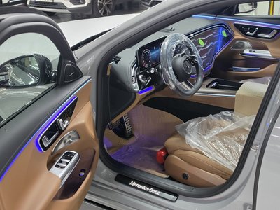 MERCEDES-BENZ E-CLASS - 6