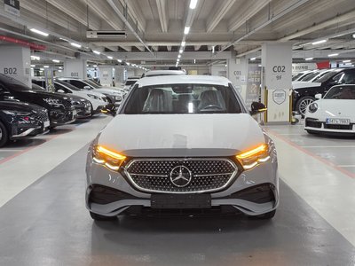 MERCEDES-BENZ E-CLASS - 4