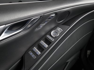 2023 Genesis G80 (RG3) thumbnail 38