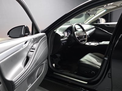 2023 Genesis G80 (RG3) thumbnail 13