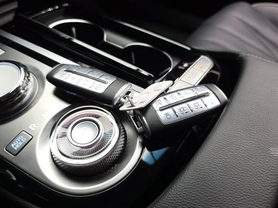 2023 Genesis G80 (RG3) thumbnail 37