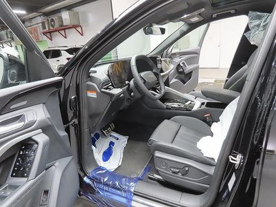 2025 AUDI Q5 photo 10