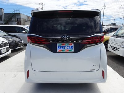 2025 Toyota ALPHARD — фото 7