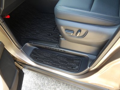 TOYOTA ALPHARD - 10