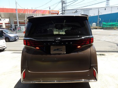 TOYOTA ALPHARD - 3