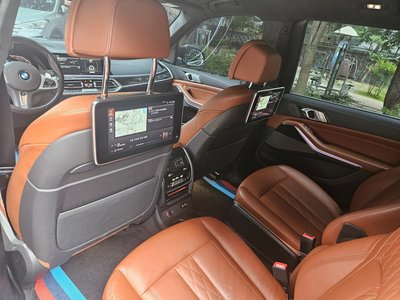 2022 BMW X7 thumbnail 11