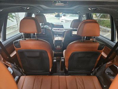 2022 BMW X7 thumbnail 16