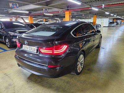 2015 BMW GRAN TURISMO photo 2