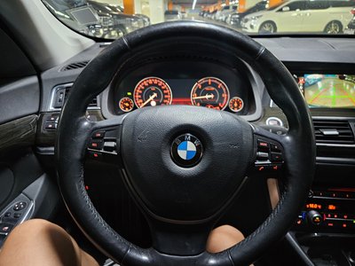 2015 BMW GRAN TURISMO photo 8
