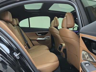 MERCEDES-BENZ E-CLASS - 10