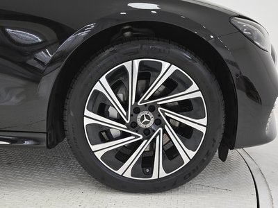 MERCEDES-BENZ E-CLASS - 6