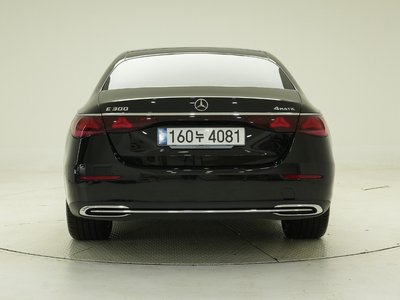 MERCEDES-BENZ E-CLASS - 3