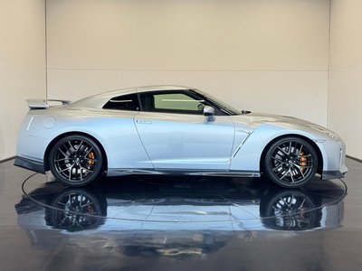 NISSAN GT-R - 5