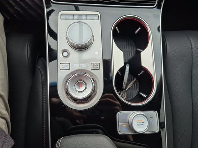 GENESIS GV80 - 10